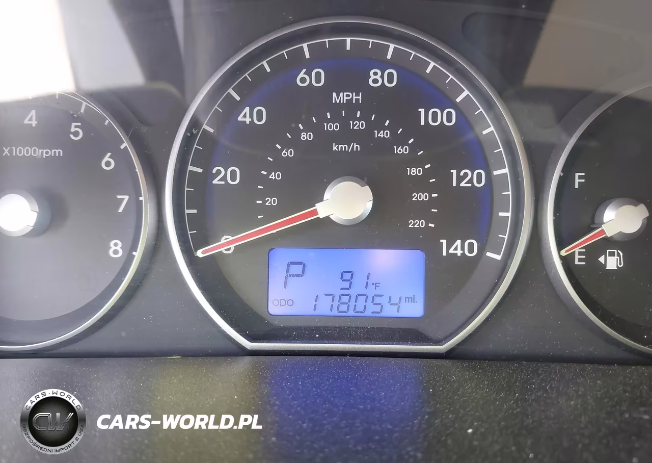 2012 Hyundai Santa Fe Gls V6 VIN:5XYZG4AG2CG144945 - 7