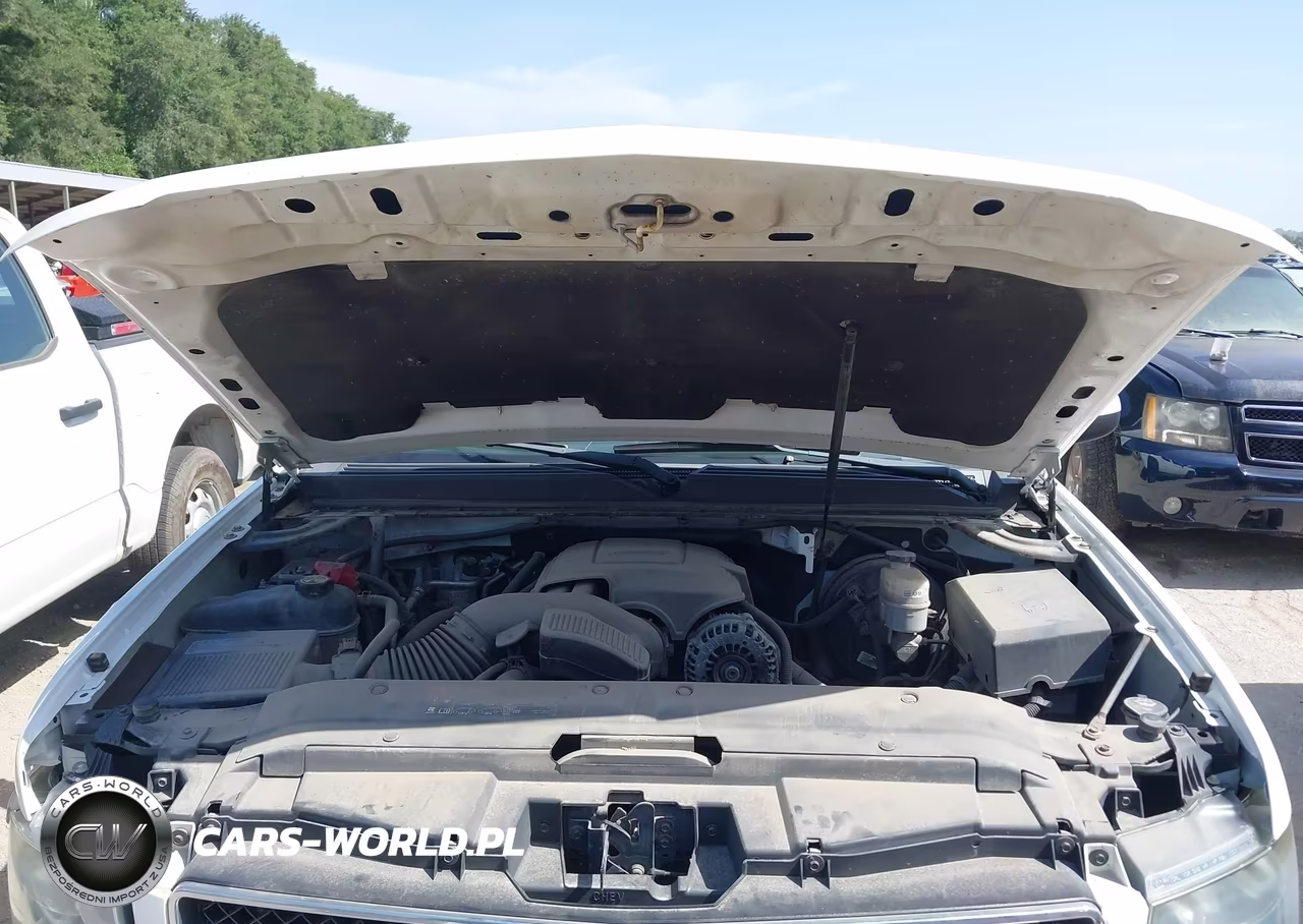 2014 Chevrolet Suburban Lt VIN:1GNSKJE74ER231329 - 10