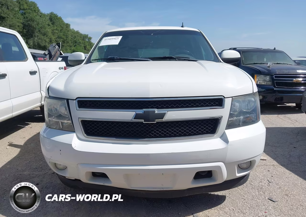 2014 Chevrolet Suburban Lt VIN:1GNSKJE74ER231329 - 12