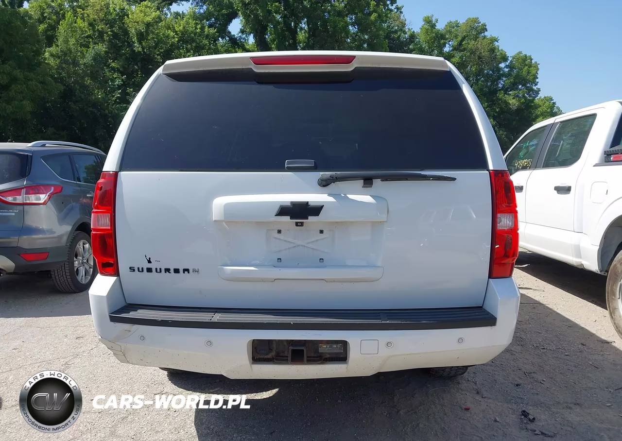 2014 Chevrolet Suburban Lt VIN:1GNSKJE74ER231329 - 16