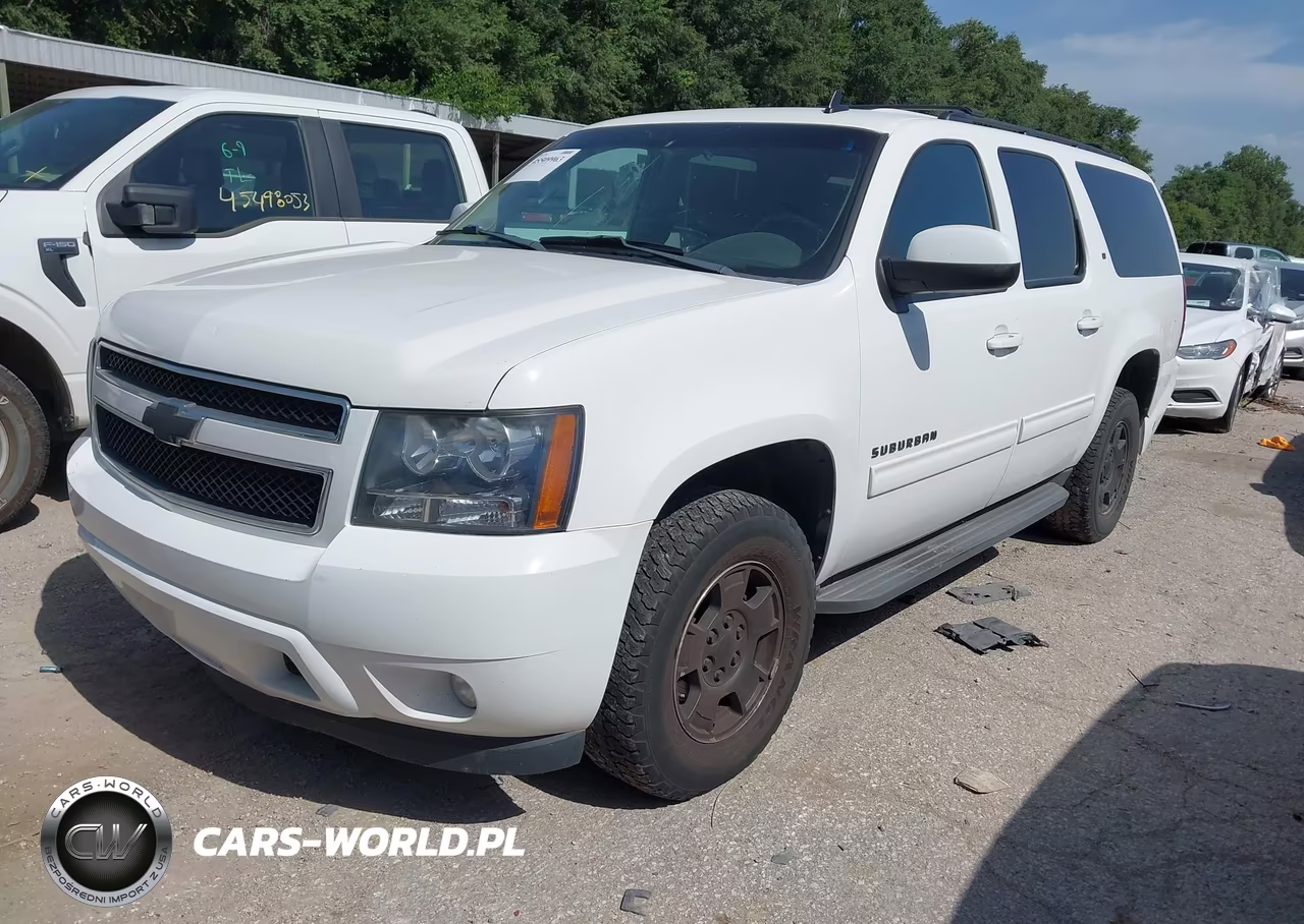 2014 Chevrolet Suburban Lt VIN:1GNSKJE74ER231329 - 2
