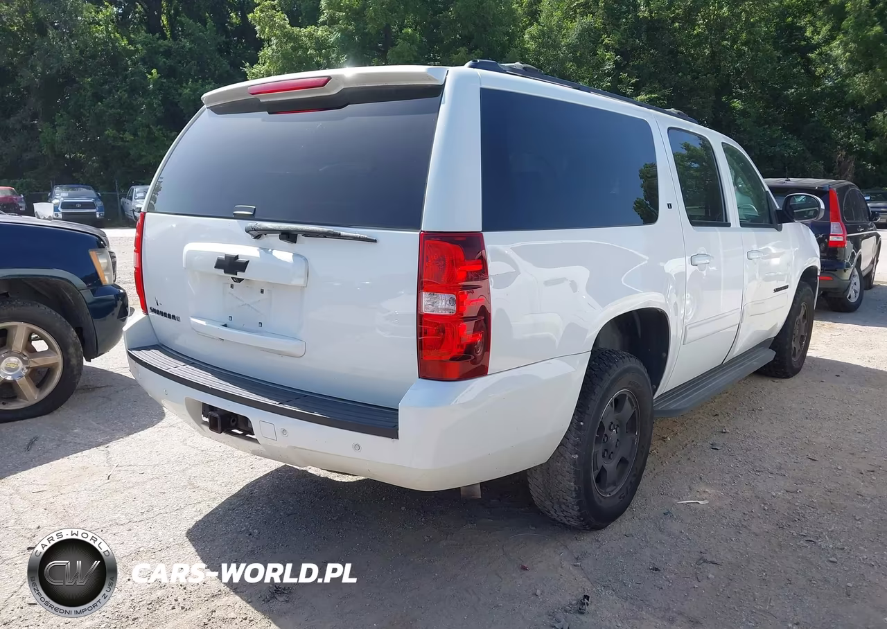 2014 Chevrolet Suburban Lt VIN:1GNSKJE74ER231329 - 4