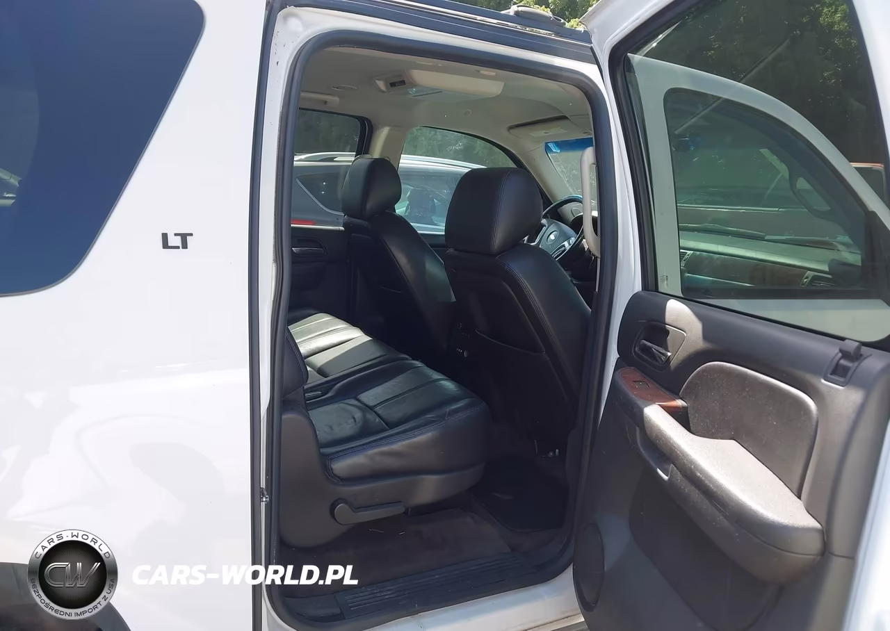 2014 Chevrolet Suburban Lt VIN:1GNSKJE74ER231329 - 8
