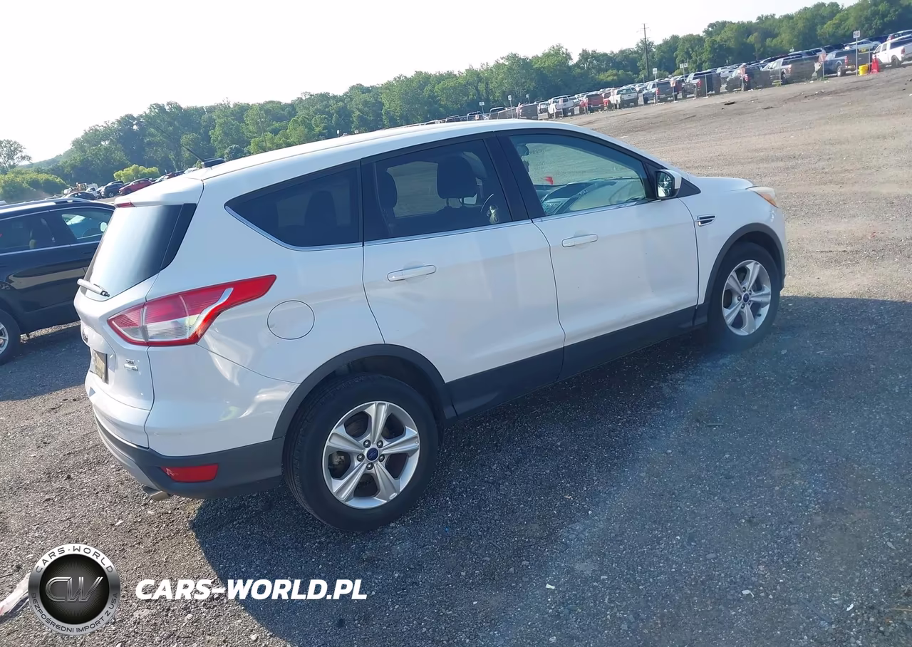 2016 Ford Escape Se VIN:1FMCU9GX3GUB75012 - 4