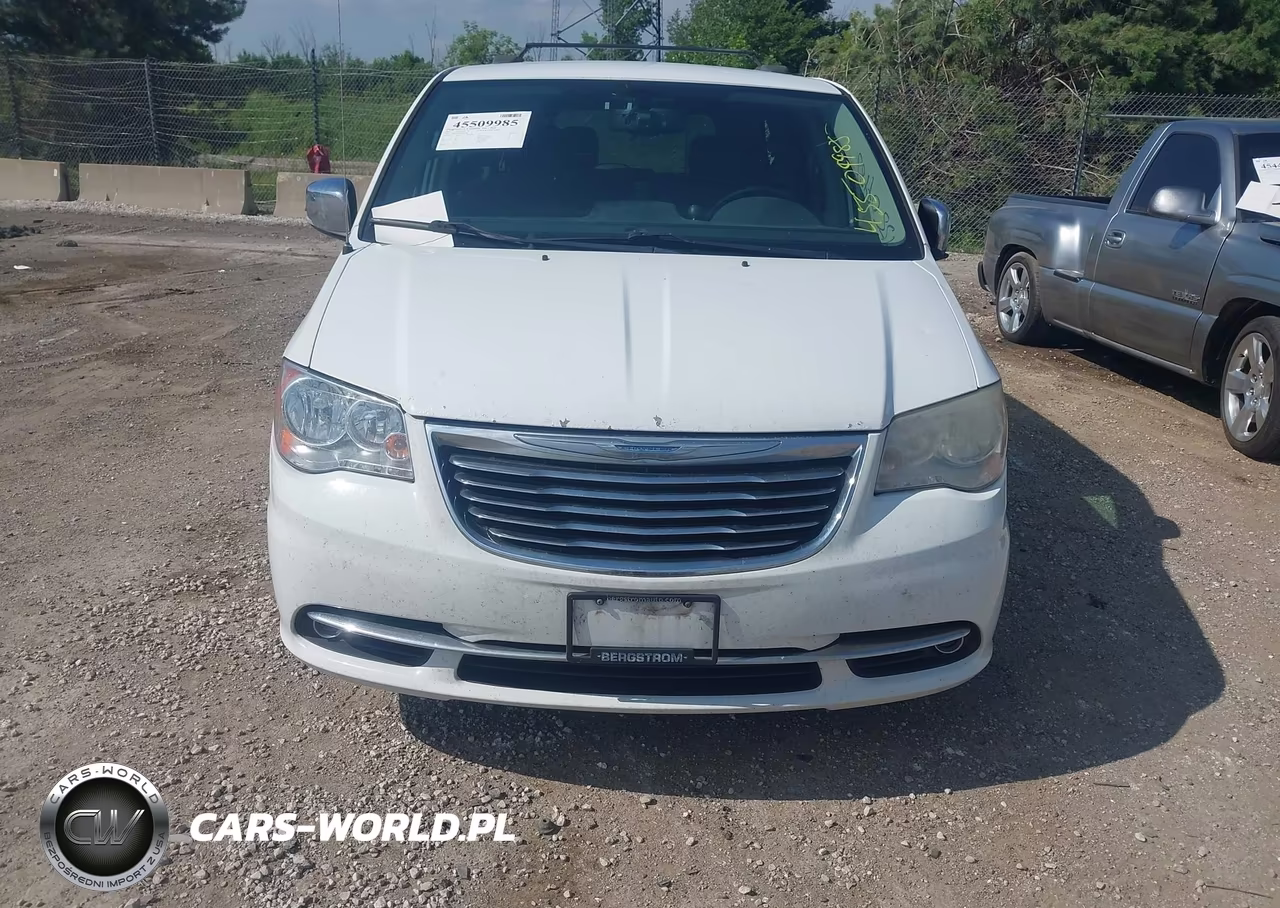 2014 Chrysler Town & Country Touring-L 30Th Anniversary VIN:2C4RC1CG6ER297348 - 13