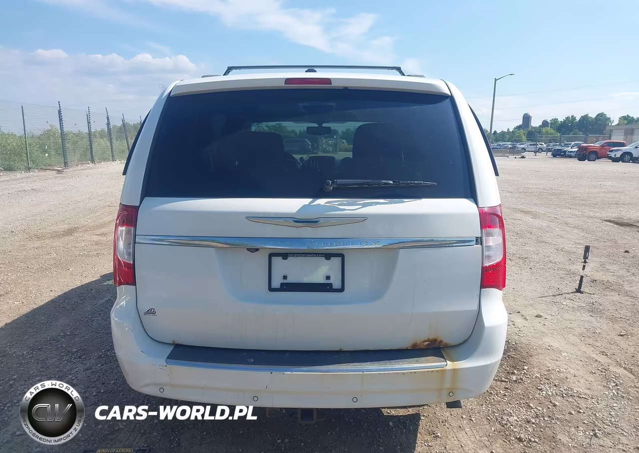 2014 Chrysler Town & Country Touring-L 30Th Anniversary VIN:2C4RC1CG6ER297348 - 17