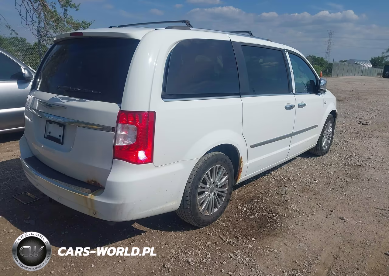 2014 Chrysler Town & Country Touring-L 30Th Anniversary VIN:2C4RC1CG6ER297348 - 4