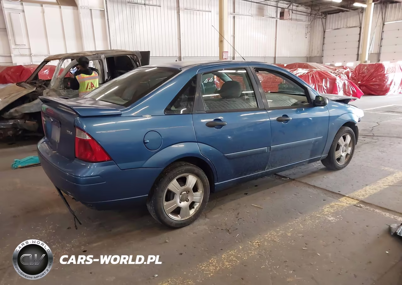 2005 Ford Focus Zx4 VIN:1FAFP34N35W276826 - 4