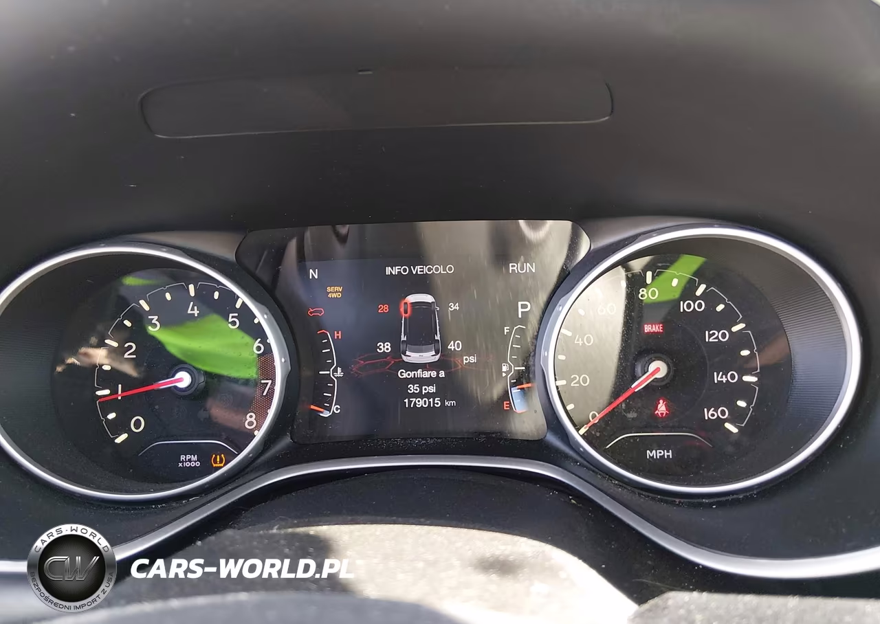2018 Jeep Compass Latitude 4X4 VIN:3C4NJDBB3JT349487 - 7
