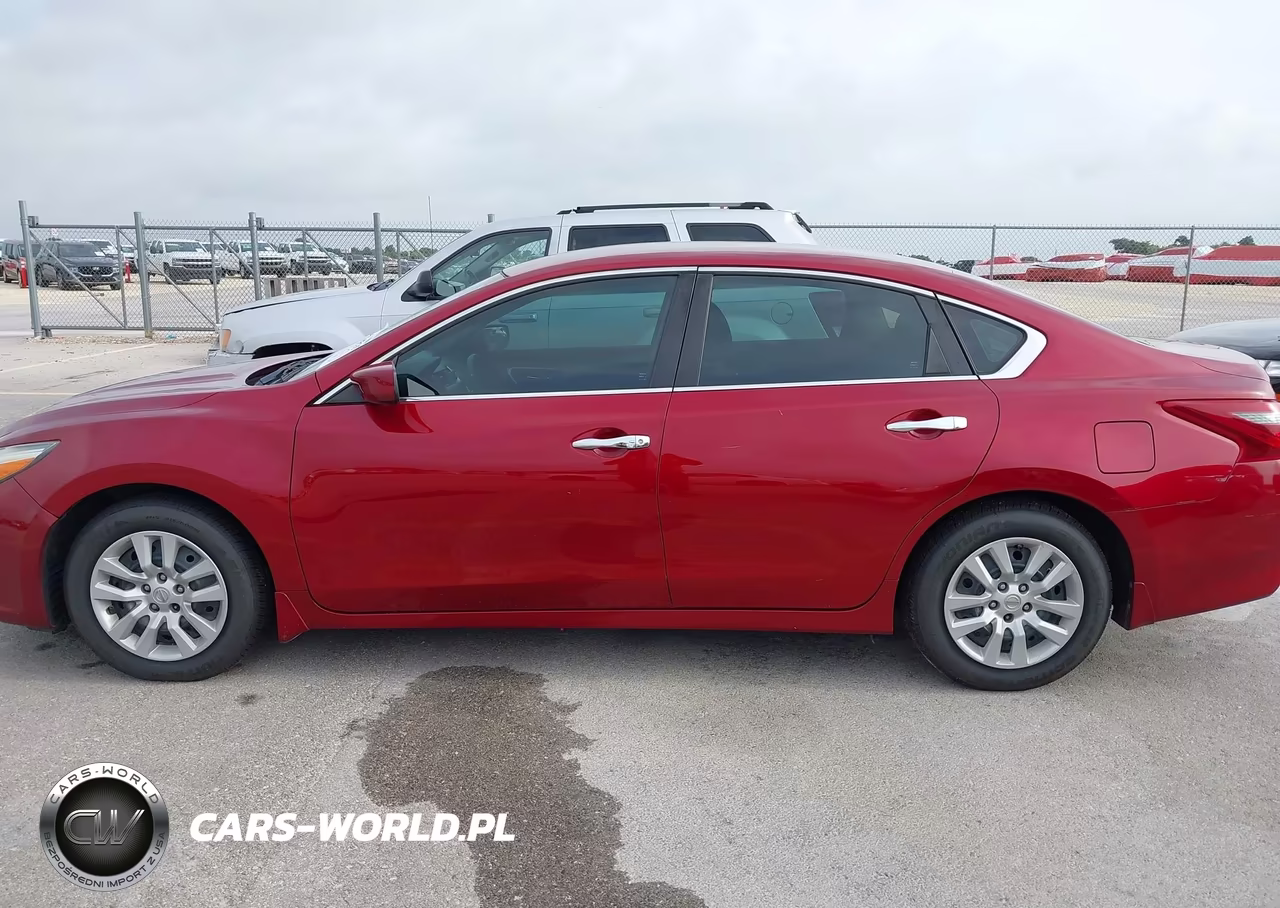 2018 Nissan Altima 2.5 S VIN:1N4AL3APXJC114005 - 14