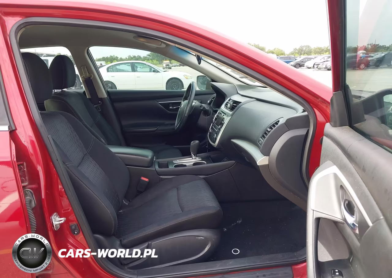 2018 Nissan Altima 2.5 S VIN:1N4AL3APXJC114005 - 5