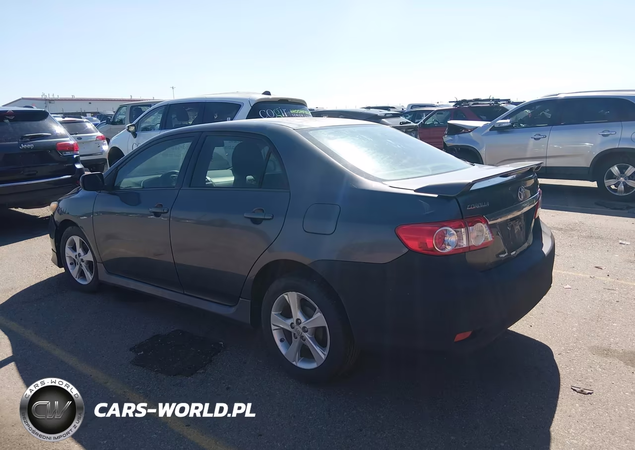 2012 Toyota Corolla S VIN:2T1BU4EE1CC767388 - 3