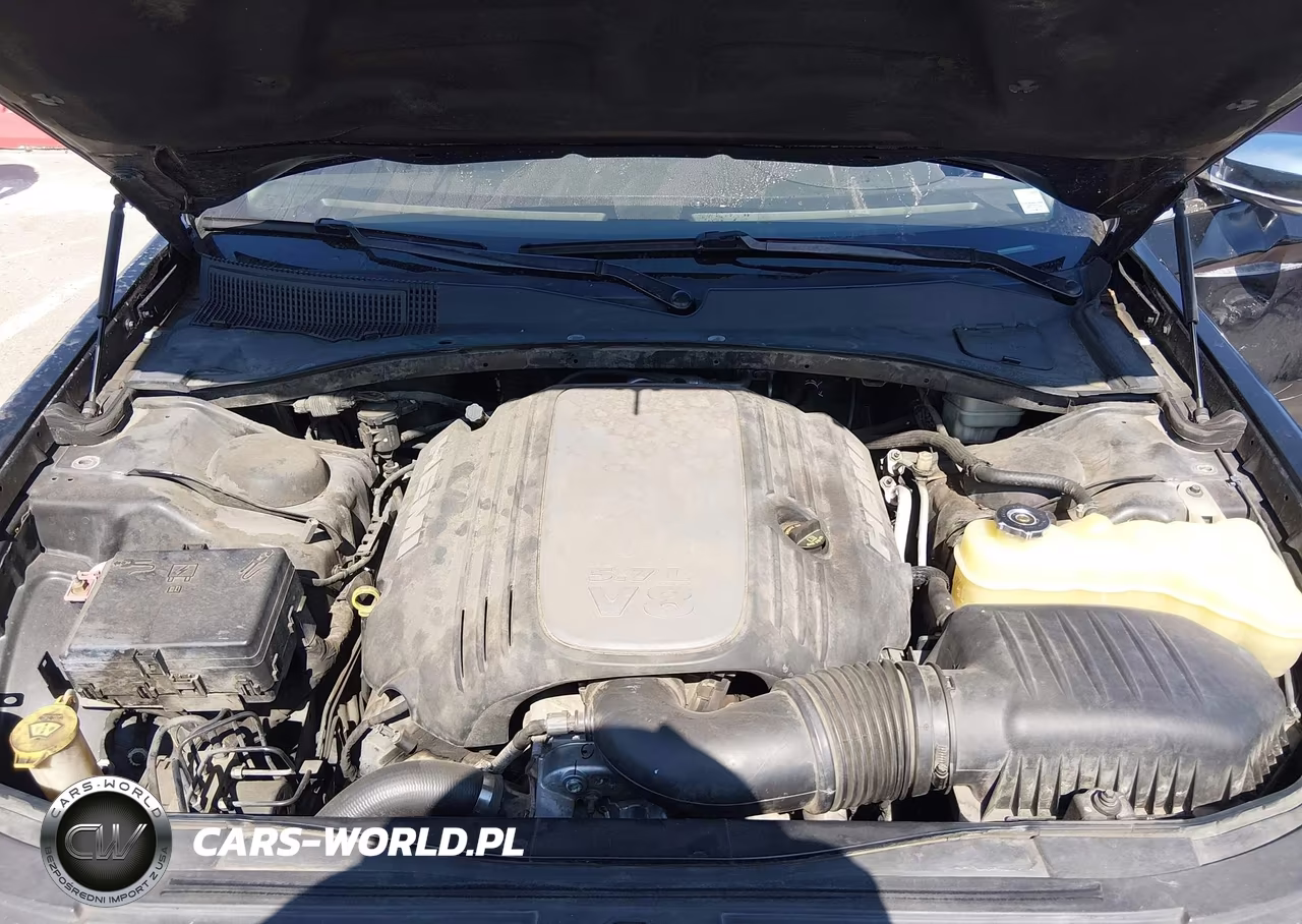 2014 Chrysler 300C VIN:2C3CCAET2EH217005 - 10