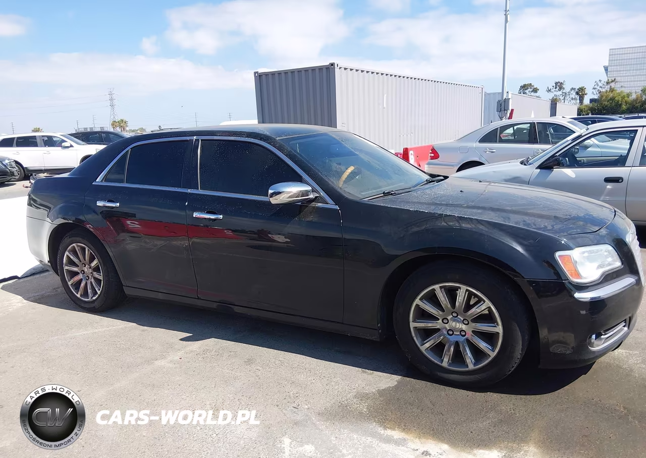 2014 Chrysler 300C VIN:2C3CCAET2EH217005 - 13
