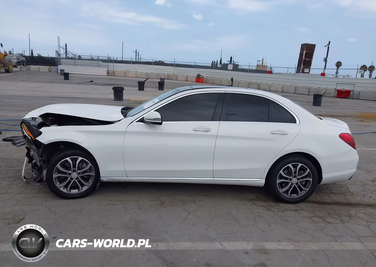 2016 Mercedes-Benz C 300 VIN:55SWF4JB6GU158224 - 14