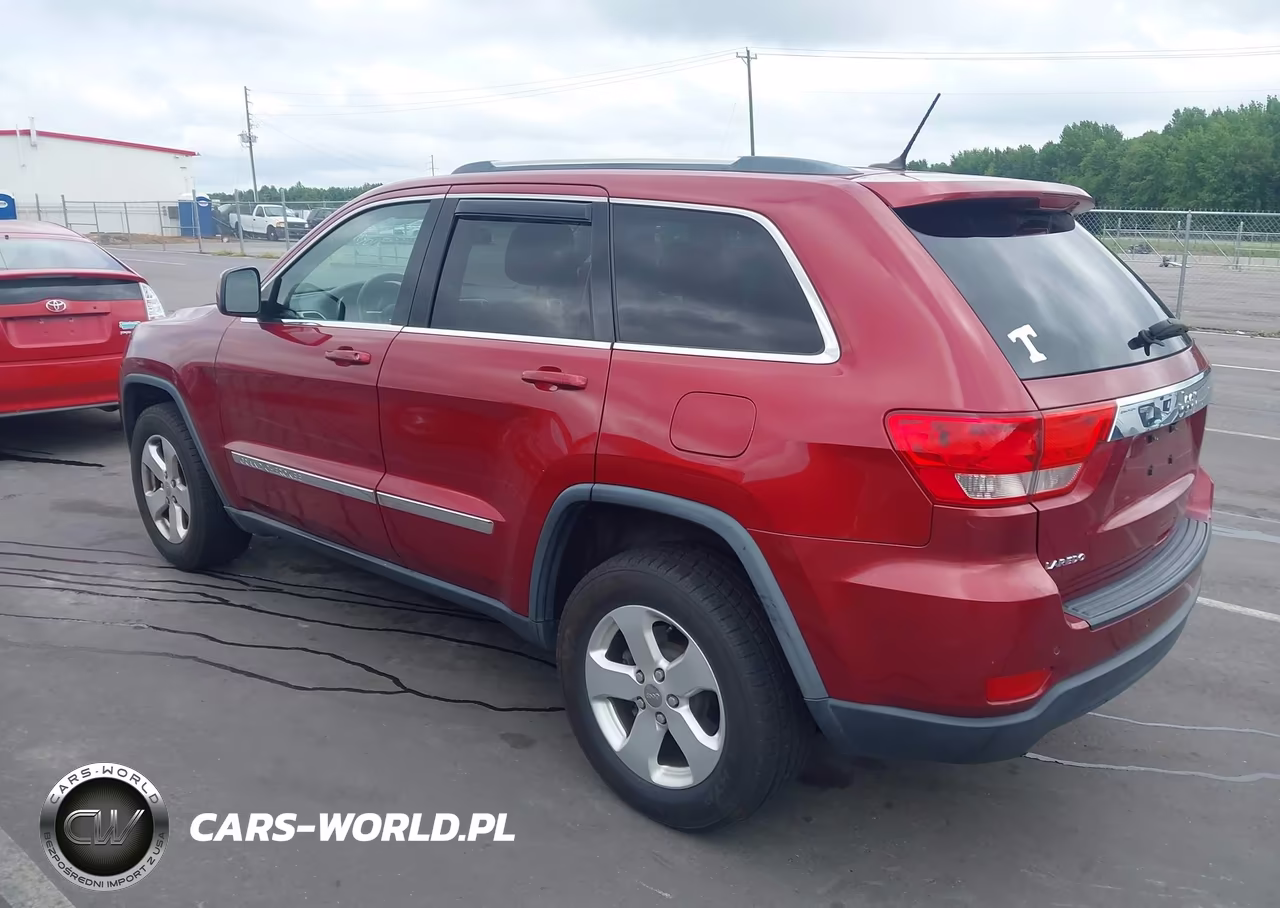 2013 Jeep Grand Cherokee Laredo VIN:1C4RJEAG1DC507765 - 3