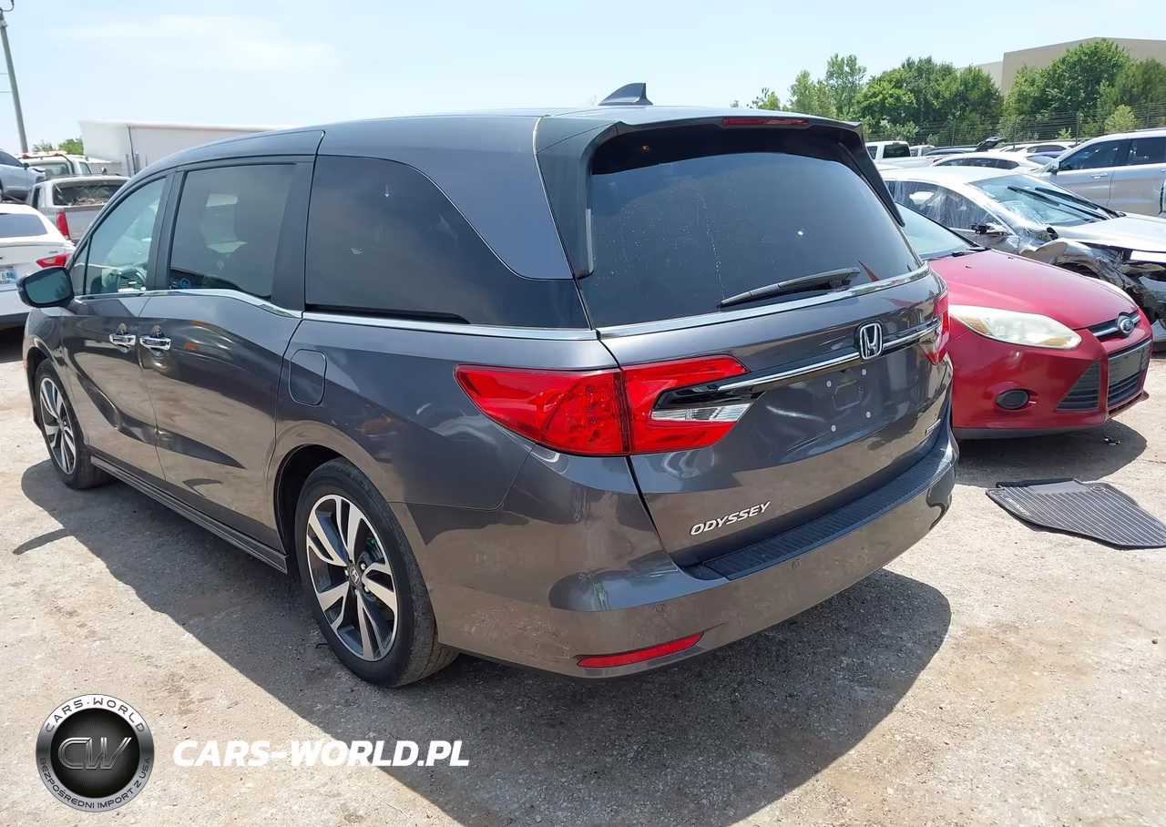 2024 Honda Odyssey Touring VIN:5FNRL6H89RB061373 - 3