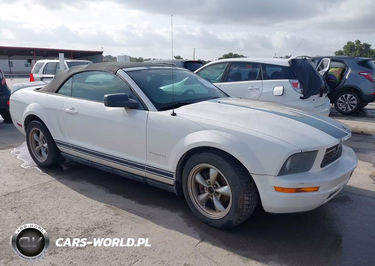2006 Ford Mustang V6