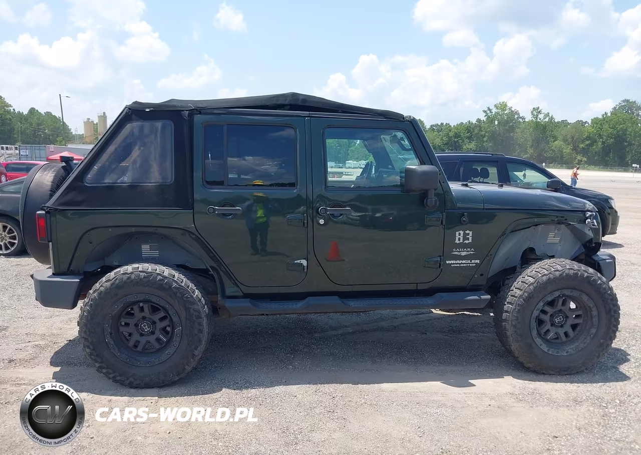 2010 Jeep Wrangler Unlimited Sahara VIN:1J4BA5H18AL198787 - 14