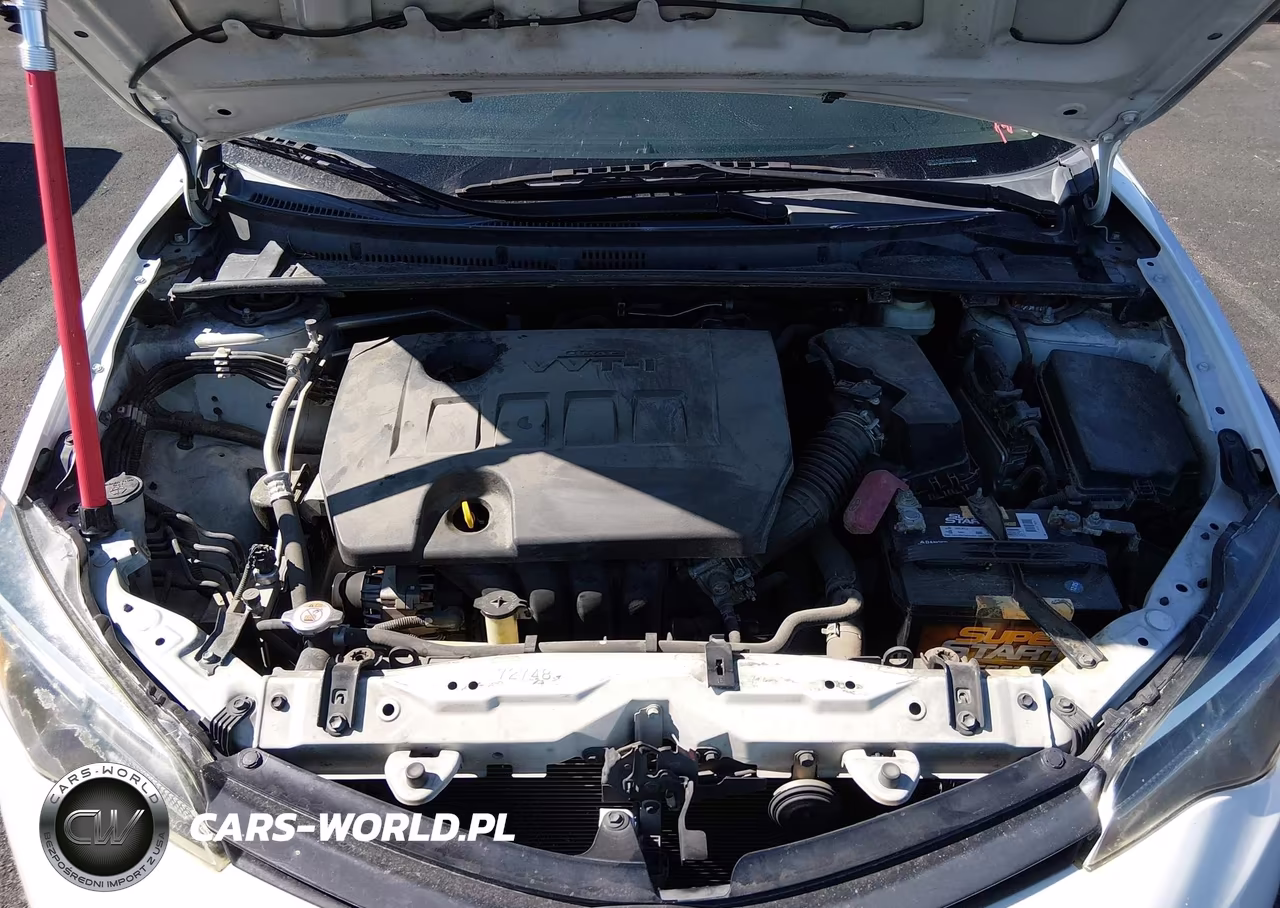 2018 Toyota Corolla L VIN:2T1BURHE1JC044565 - 10