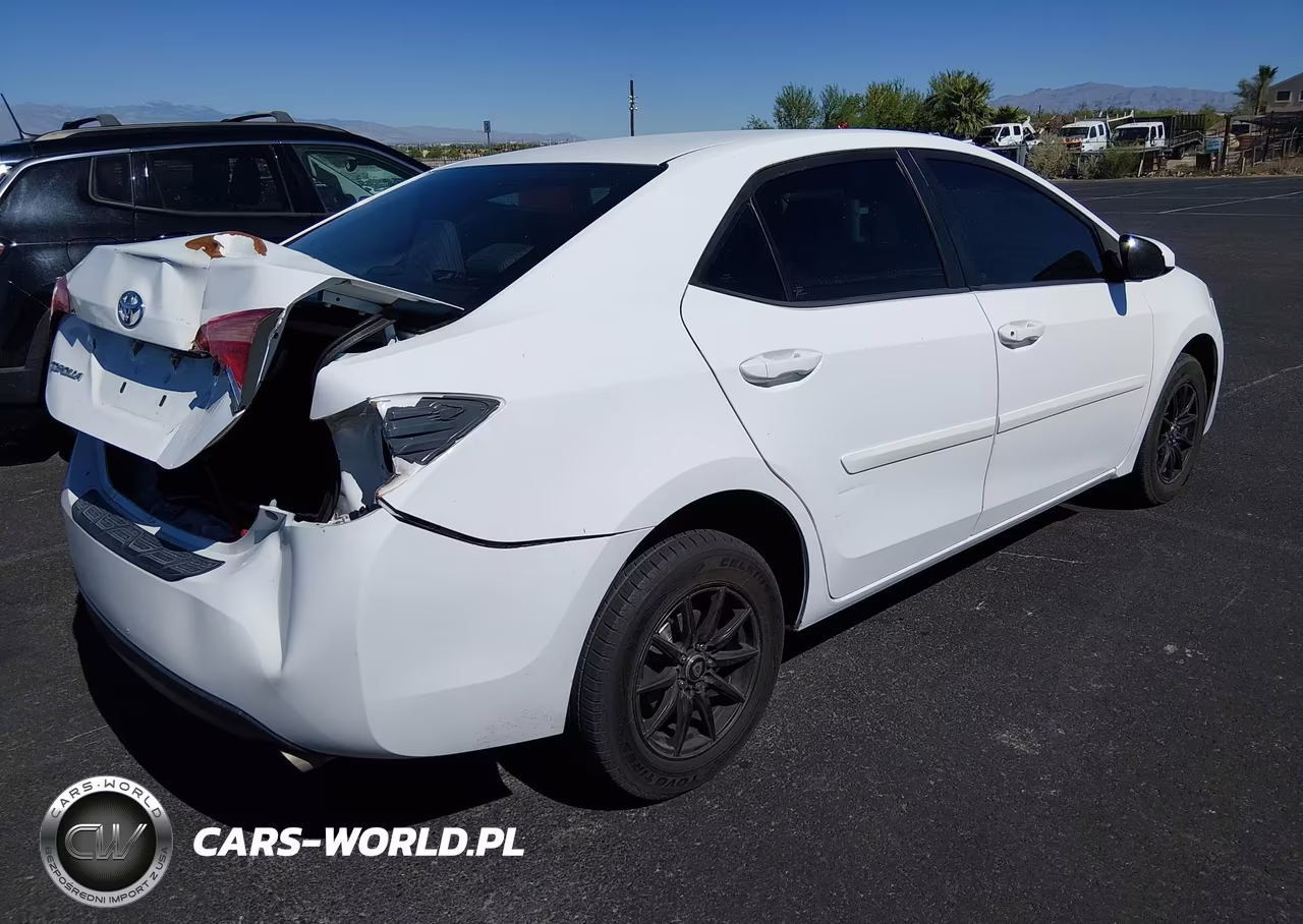 2018 Toyota Corolla L VIN:2T1BURHE1JC044565 - 4