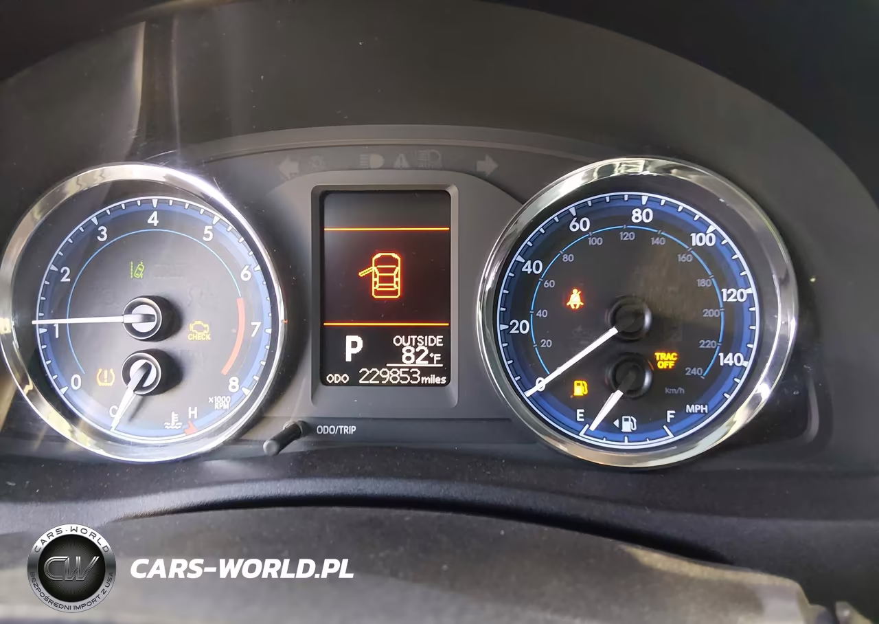 2018 Toyota Corolla L VIN:2T1BURHE1JC044565 - 7