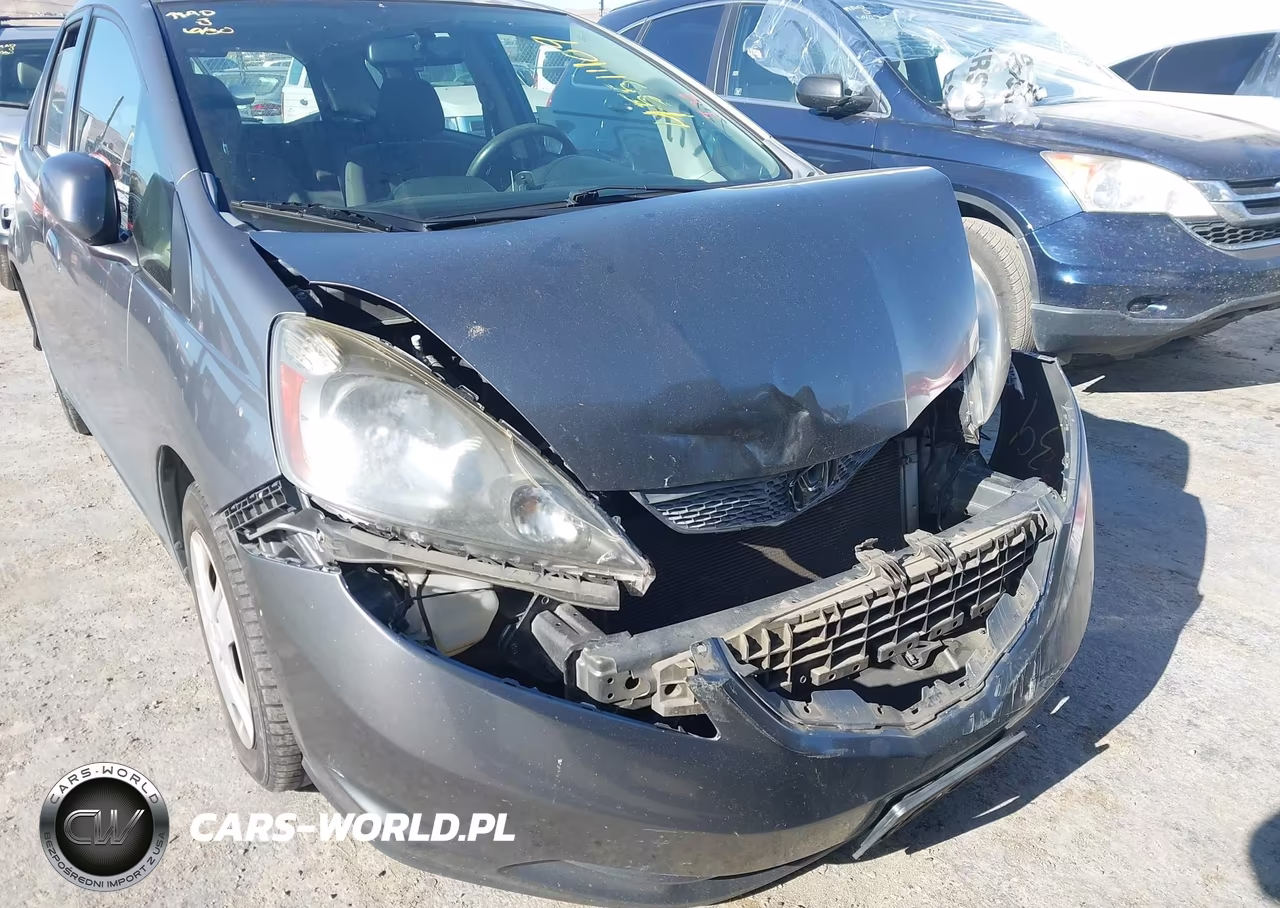 2012 Honda Fit VIN:JHMGE8H39CS001295 - 6