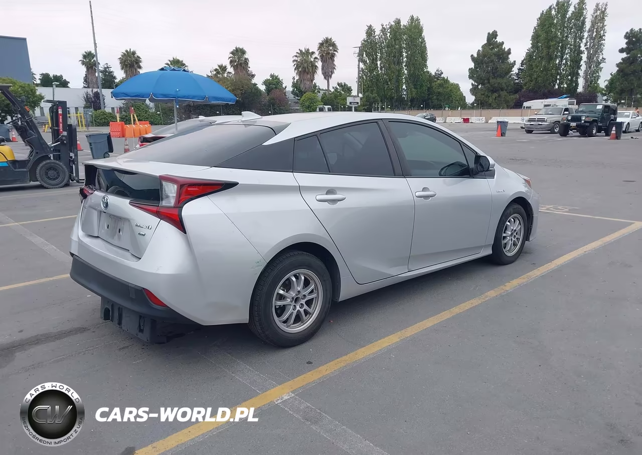 2019 Toyota Prius L Eco VIN:JTDKARFU6K3087473 - 4