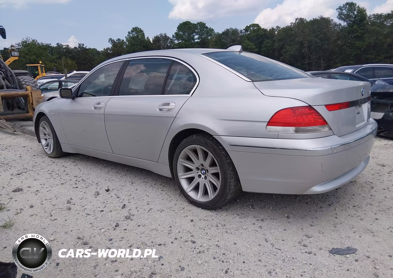 2005 BMW 745Li VIN:WBAGN63555DS57436 - 3