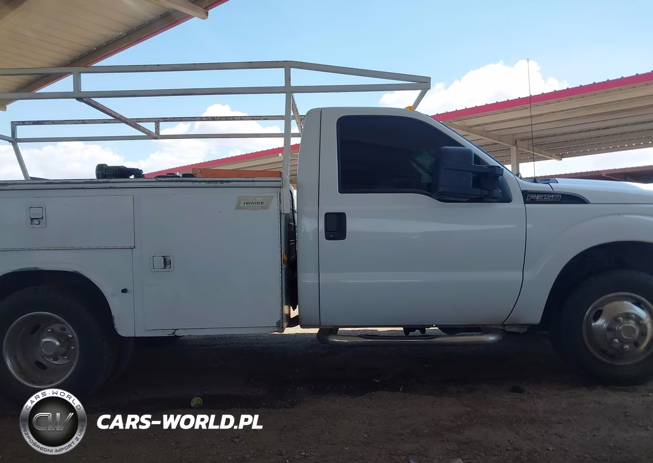 2013 Ford F-350 Chassis Xl VIN:1FDRF3G62DEA14004 - 13