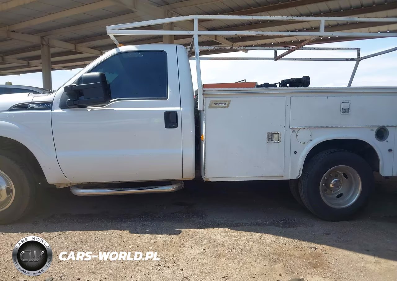 2013 Ford F-350 Chassis Xl VIN:1FDRF3G62DEA14004 - 14
