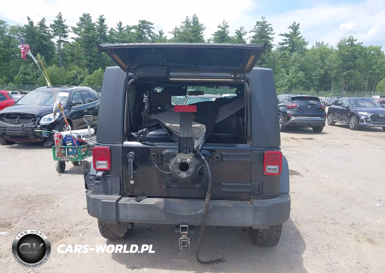 2008 Jeep Wrangler Rubicon VIN:1J4GA641X8L532815 - 16