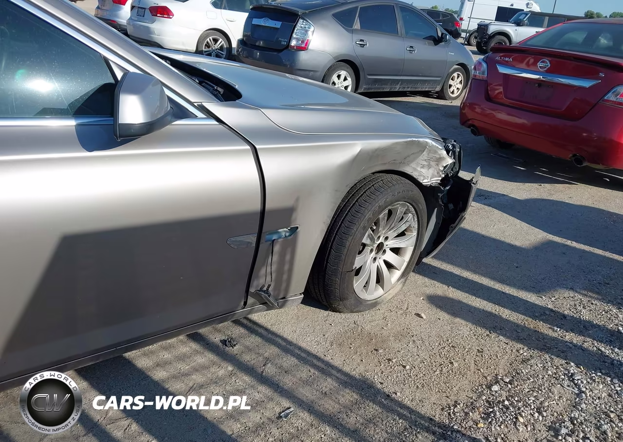 2011 BMW 750I VIN:WBAKA8C51BCY36877 - 13