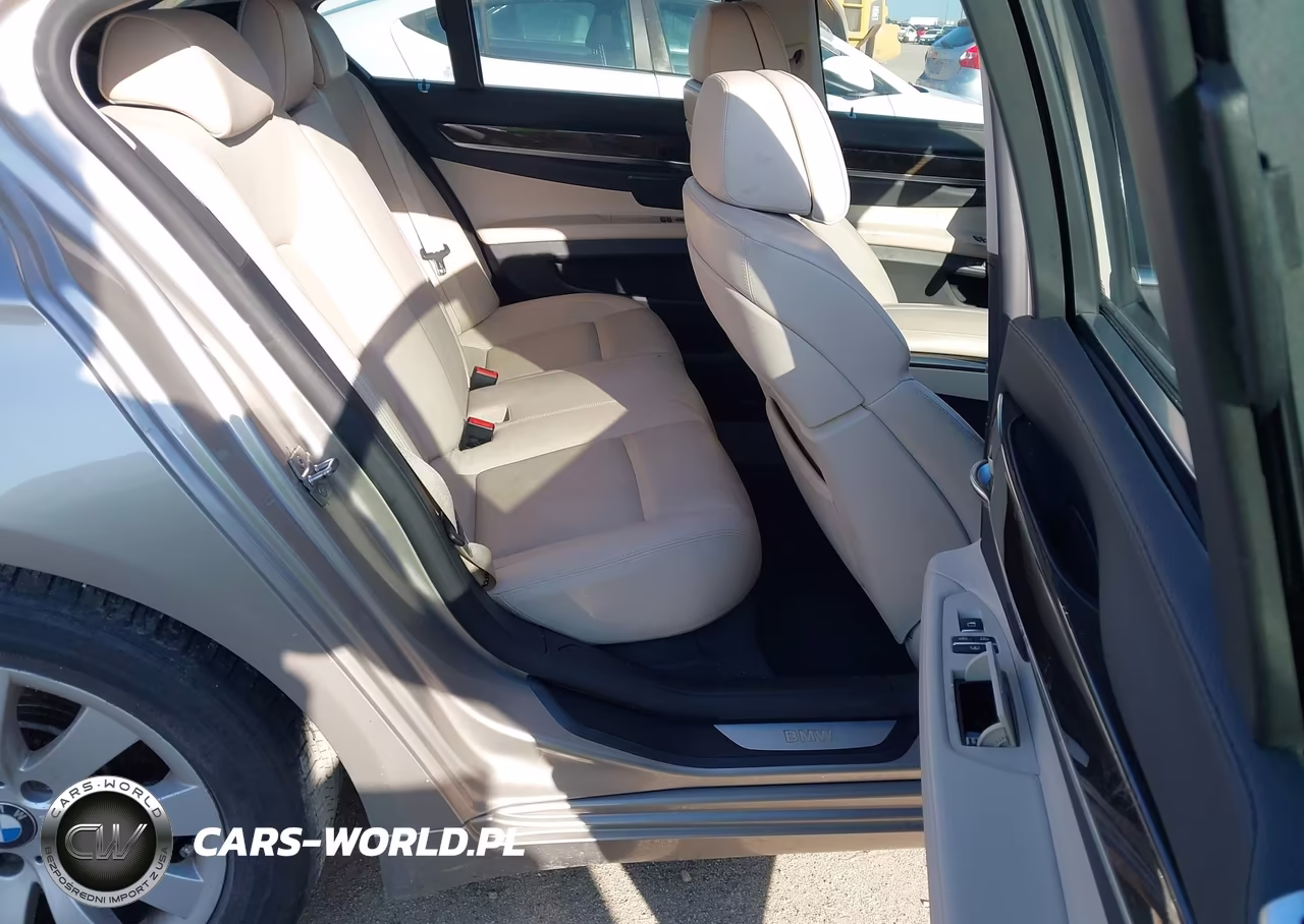 2011 BMW 750I VIN:WBAKA8C51BCY36877 - 8