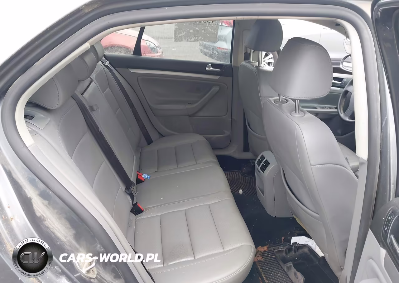 2007 Volkswagen Jetta Wolfsburg Edition VIN:3VWEG71K77M153327 - 8