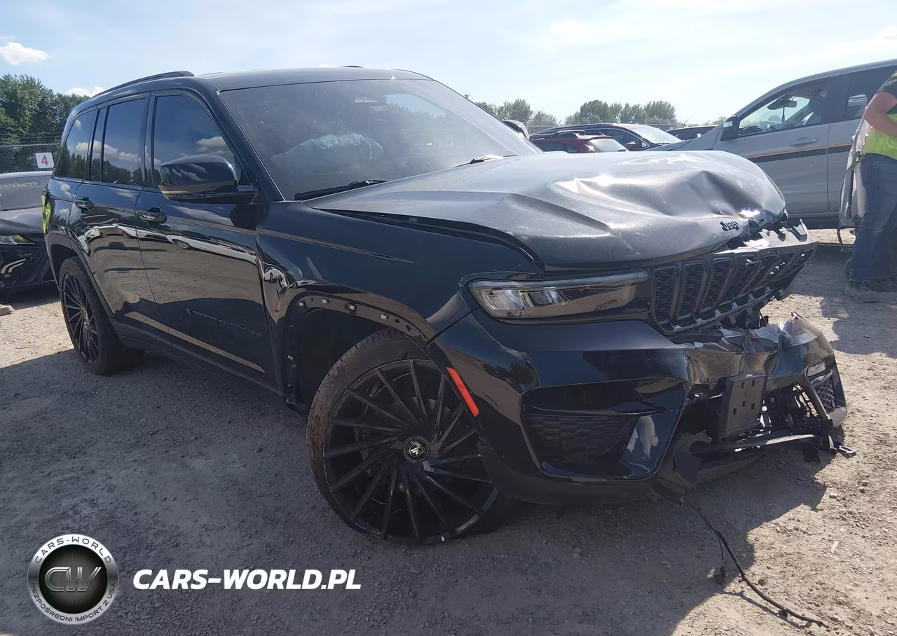2023 Jeep Grand Cherokee Limited 4X4 – zdjęcie 1 z 17