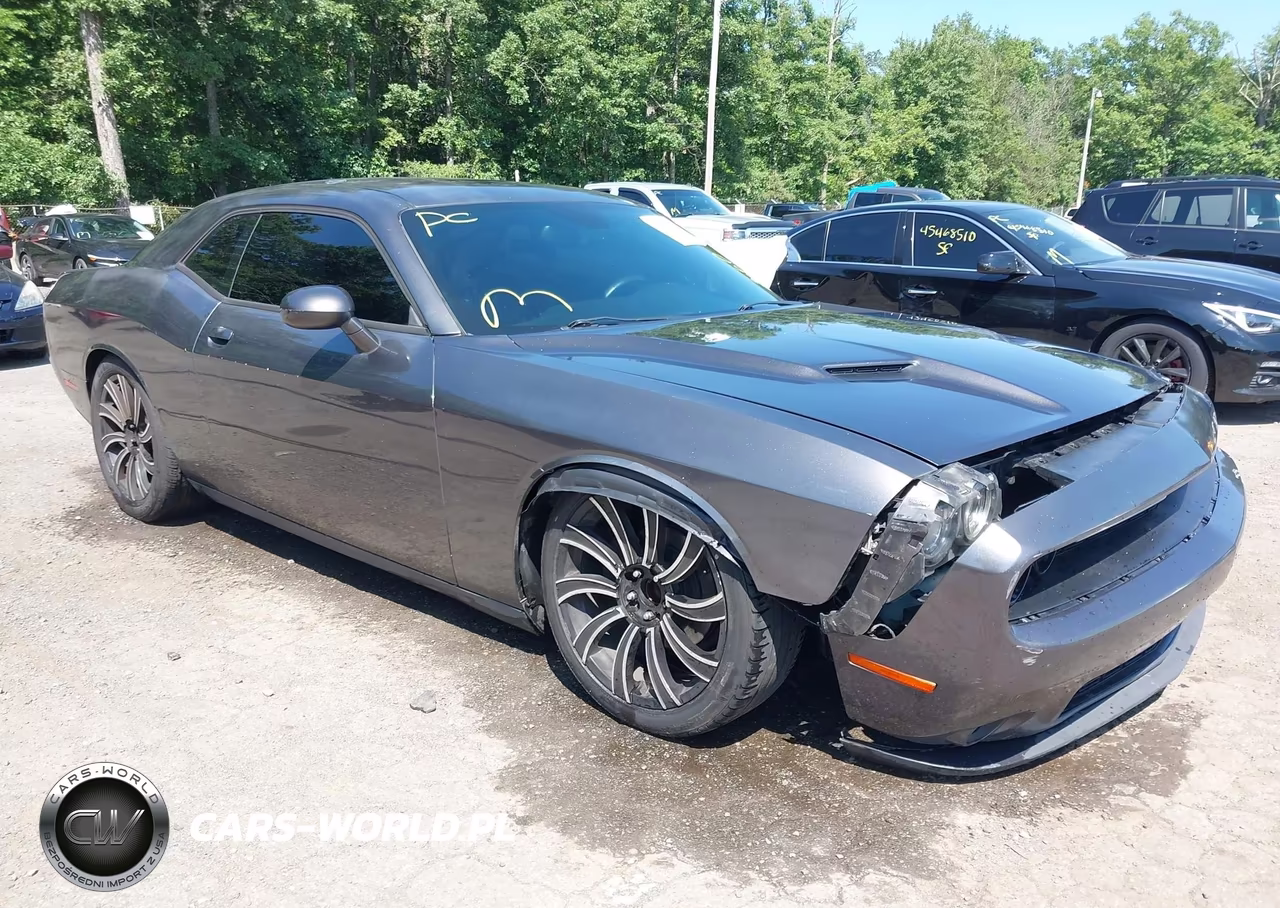 2015 Dodge Challenger Sxt – zdjęcie 1 z 16