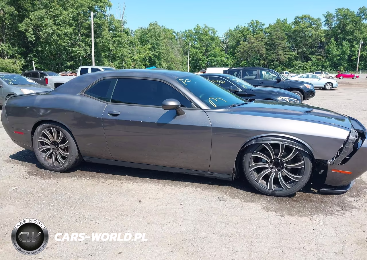 2015 Dodge Challenger Sxt VIN:2C3CDZAG5FH821038 - 13