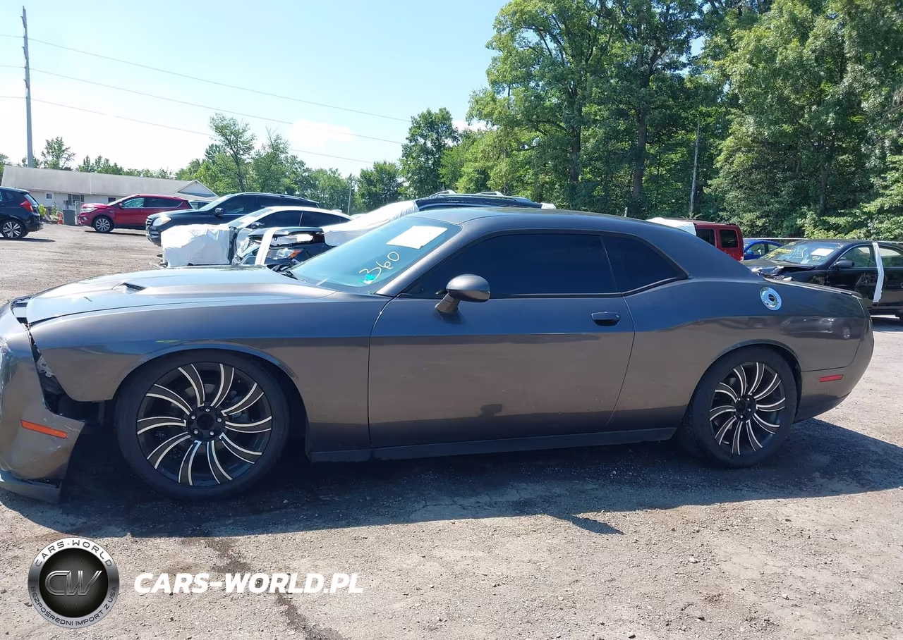 2015 Dodge Challenger Sxt VIN:2C3CDZAG5FH821038 - 14