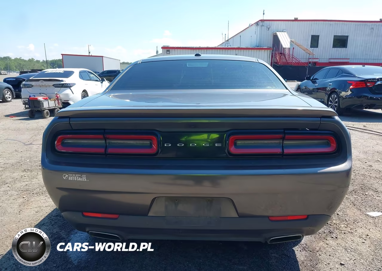 2015 Dodge Challenger Sxt VIN:2C3CDZAG5FH821038 - 16