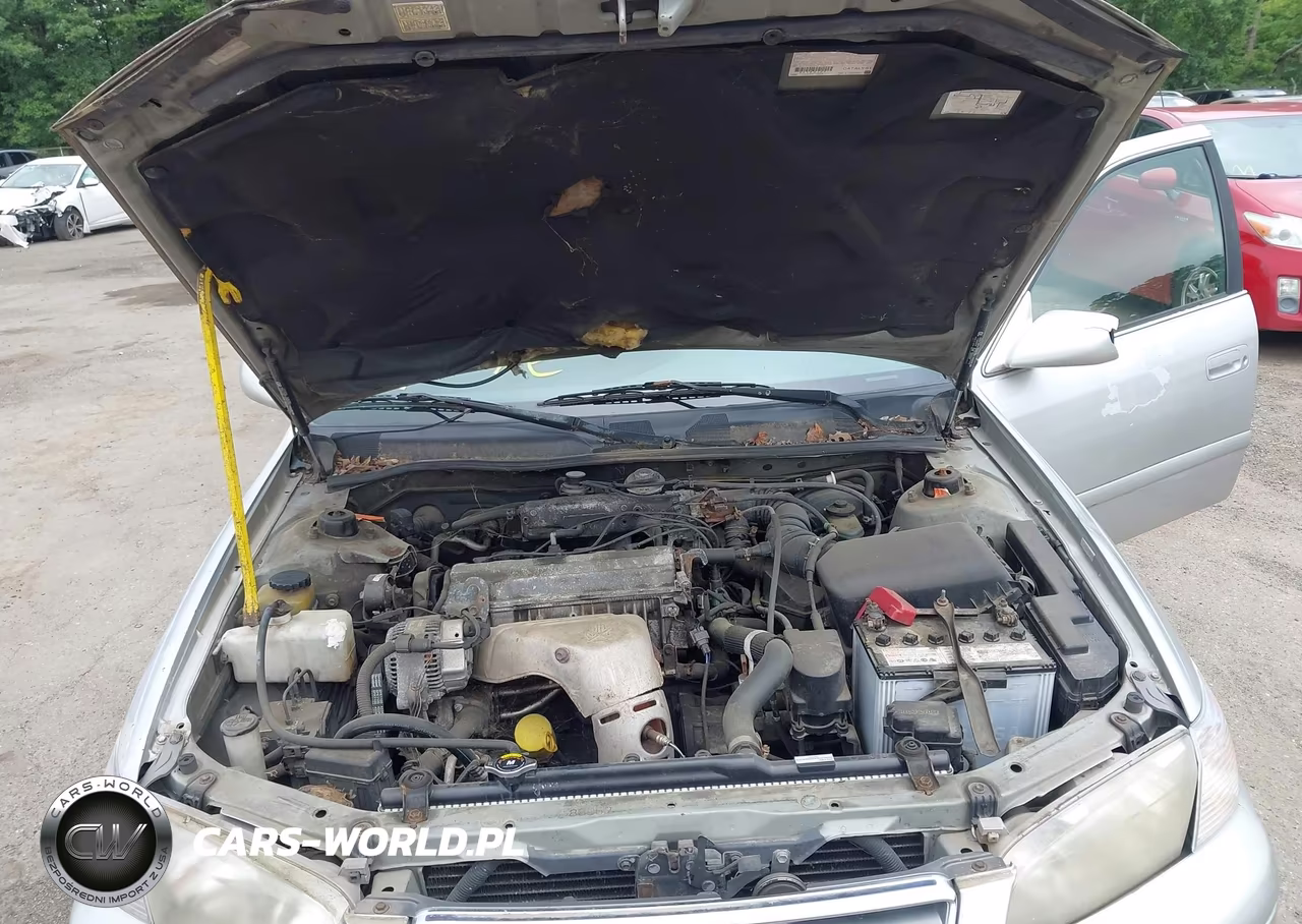 2000 Toyota Camry Le VIN:JT2BG22K2Y0424184 - 10