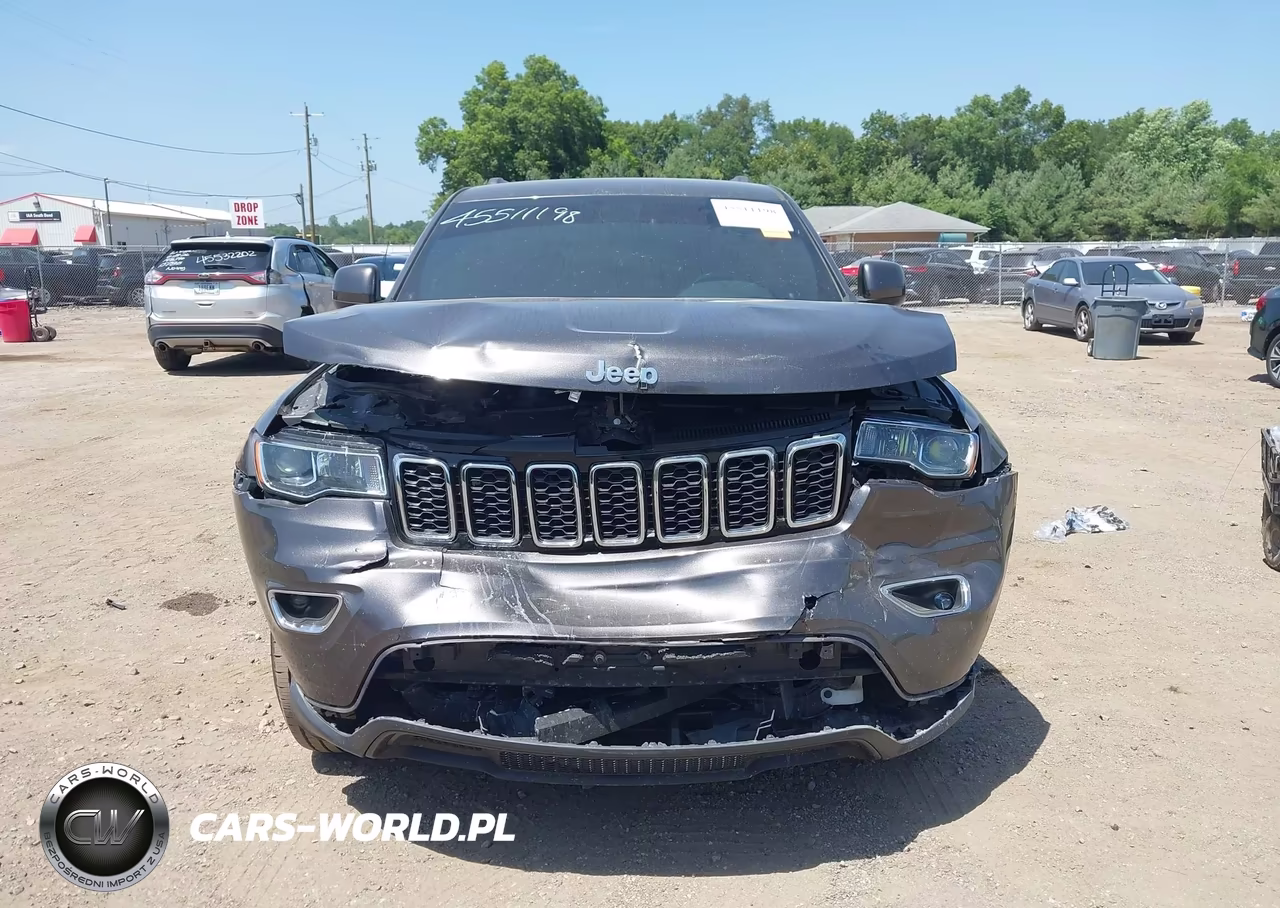 2020 Jeep Grand Cherokee Laredo E 4X4 VIN:1C4RJFAG3LC363558 - 13
