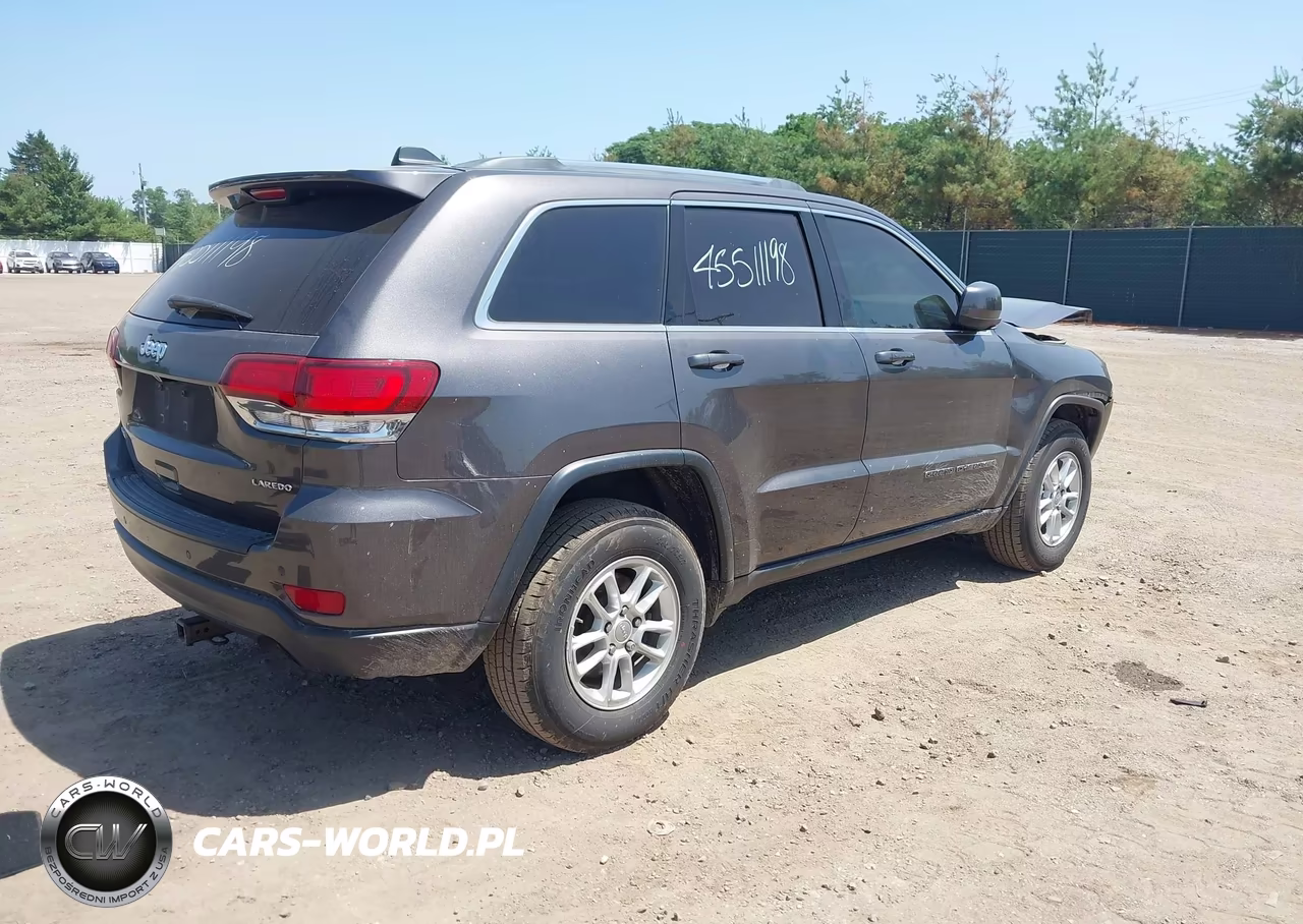 2020 Jeep Grand Cherokee Laredo E 4X4 VIN:1C4RJFAG3LC363558 - 4