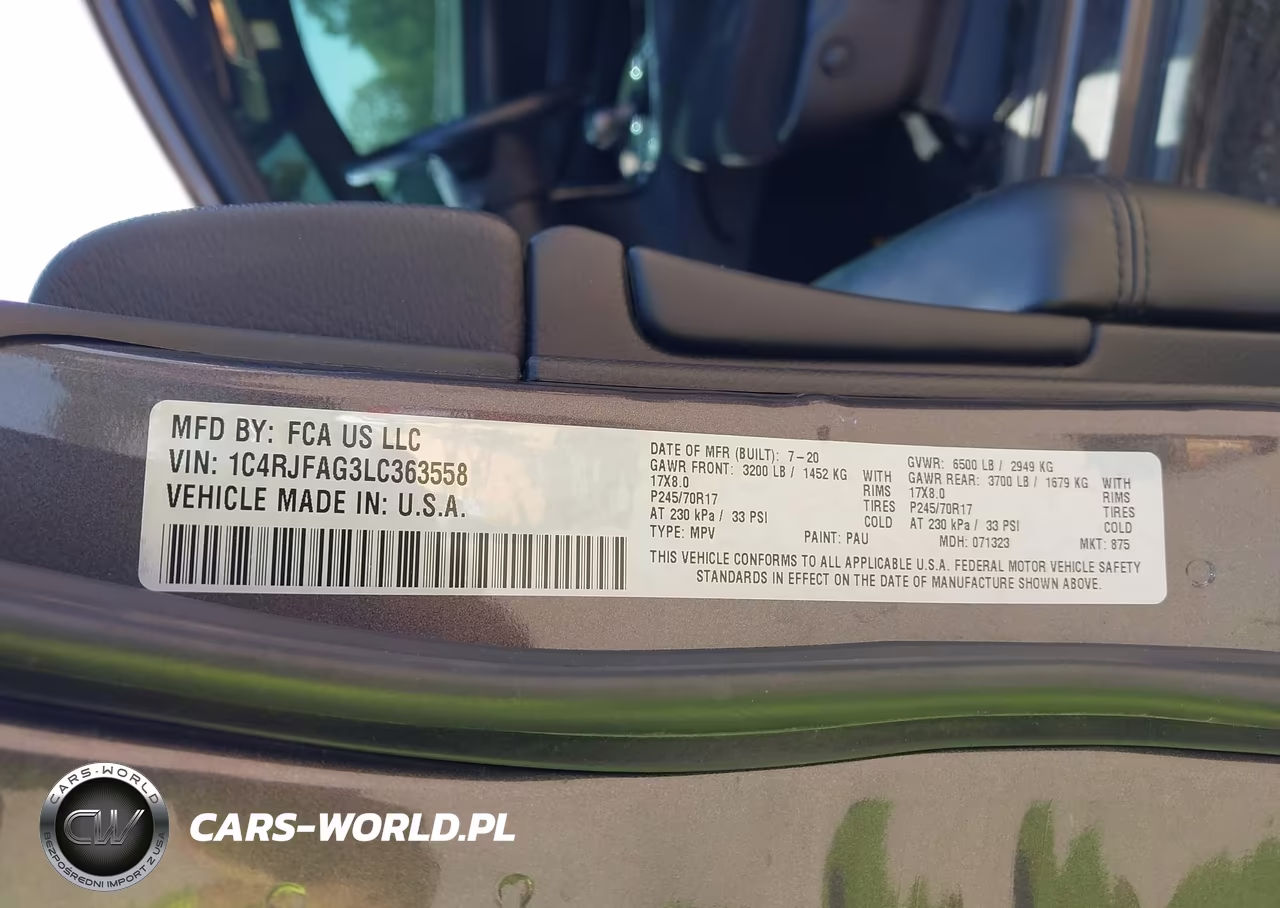 2020 Jeep Grand Cherokee Laredo E 4X4 VIN:1C4RJFAG3LC363558 - 9