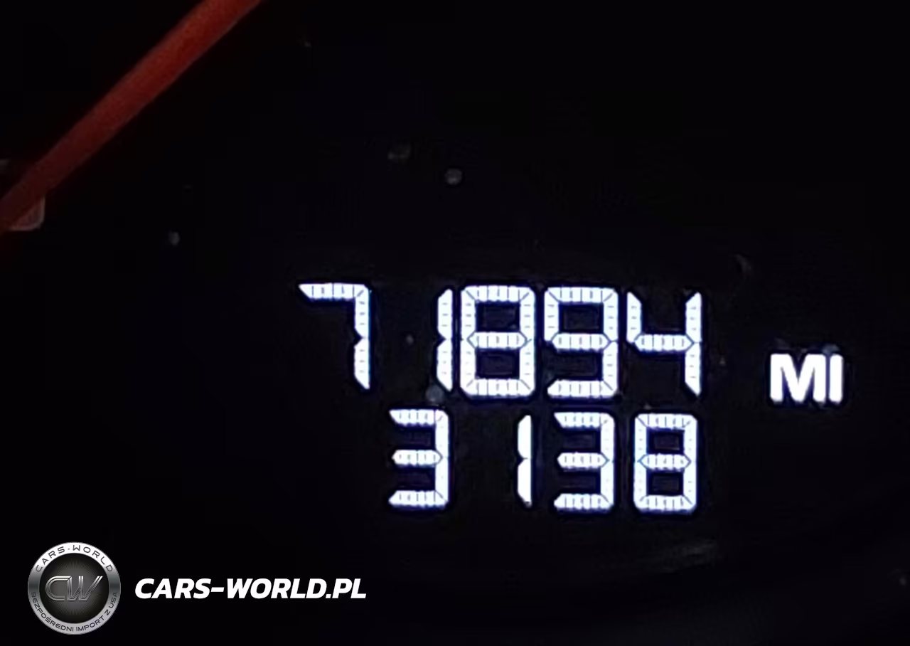 2018 Porsche Macan S VIN:WP1AB2A50JLB33604 - 15