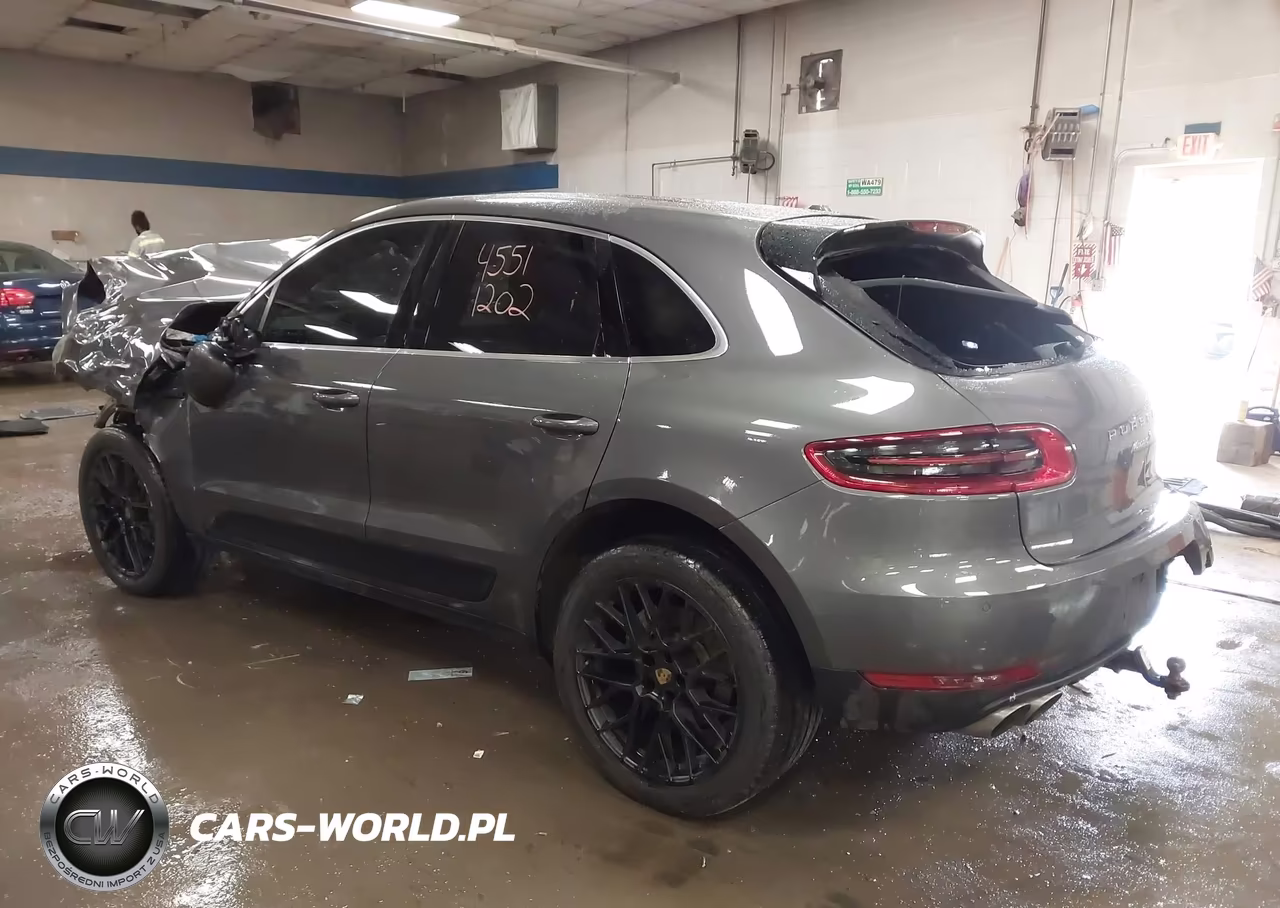 2018 Porsche Macan S VIN:WP1AB2A50JLB33604 - 3