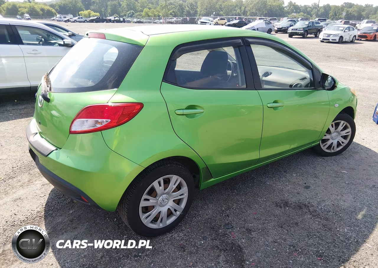 2012 Mazda Mazda2 Sport VIN:JM1DE1KZ0C0151896 - 4