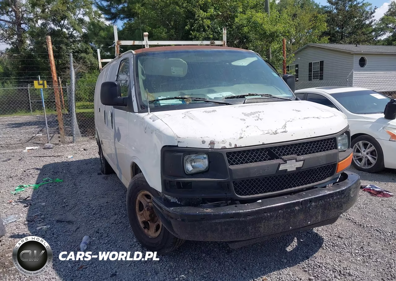 2007 Chevrolet Express Work Van VIN:1GCFG15X871154817 - 12
