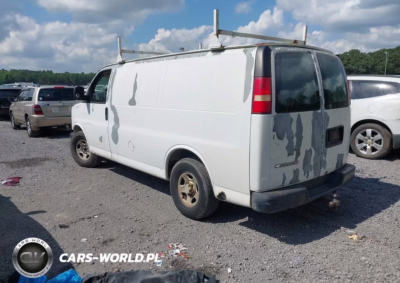 2007 Chevrolet Express Work Van VIN:1GCFG15X871154817 - 3