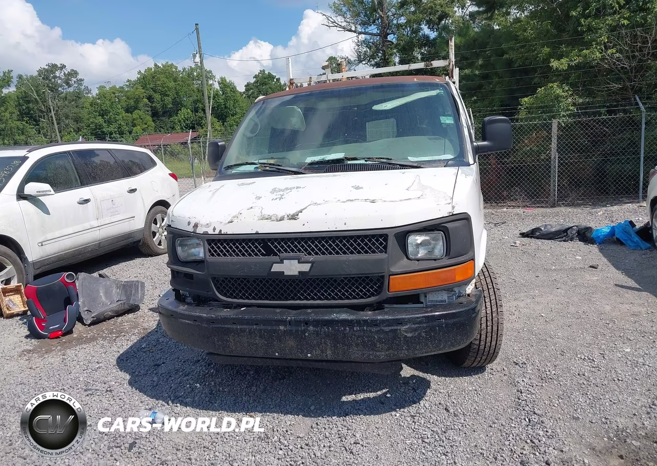 2007 Chevrolet Express Work Van VIN:1GCFG15X871154817 - 6